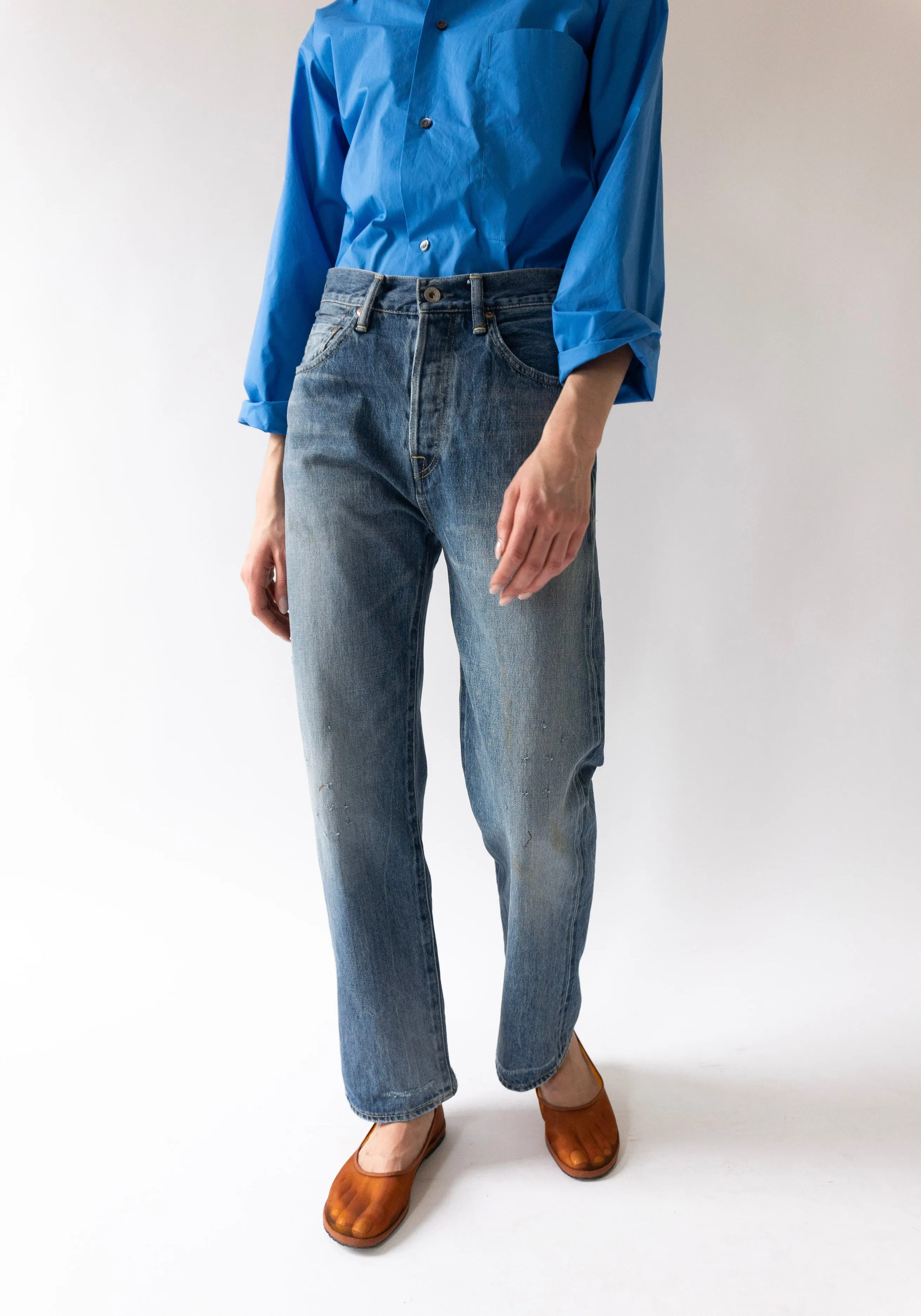 Ankle Cut Denim in Medium Distress