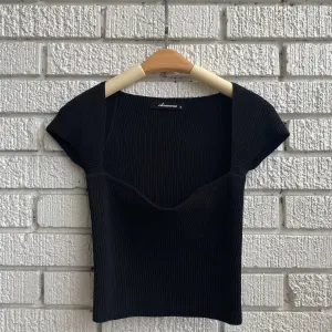 AUBURNE Knit Top