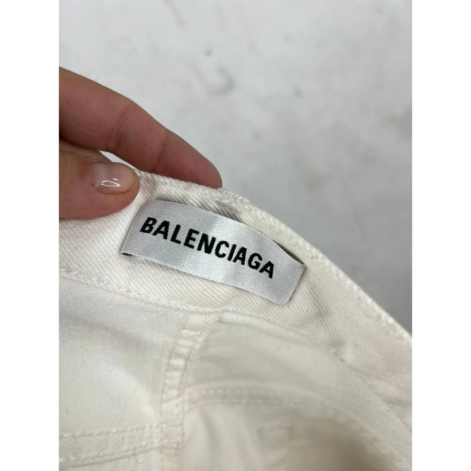 Balenciaga 2018 Exposed Button White Denim Jeans