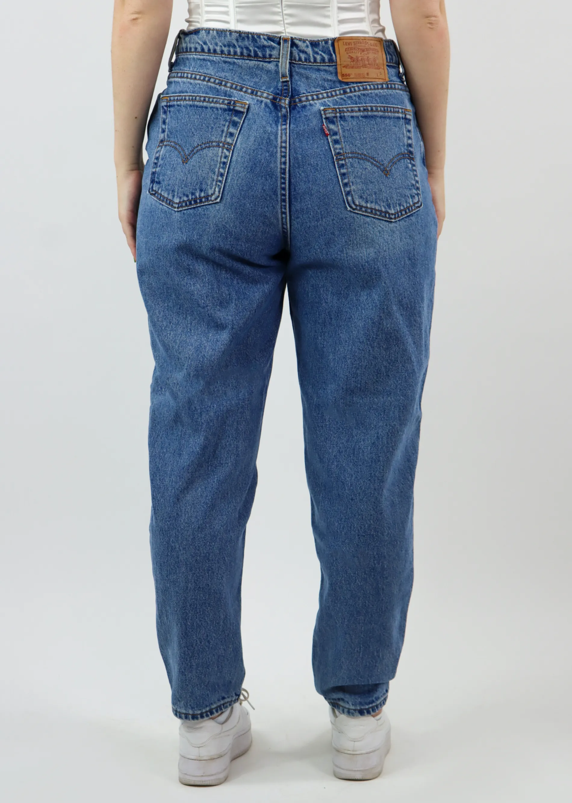 Give Me Everything Vintage Levi Jeans ★ Medium Wash