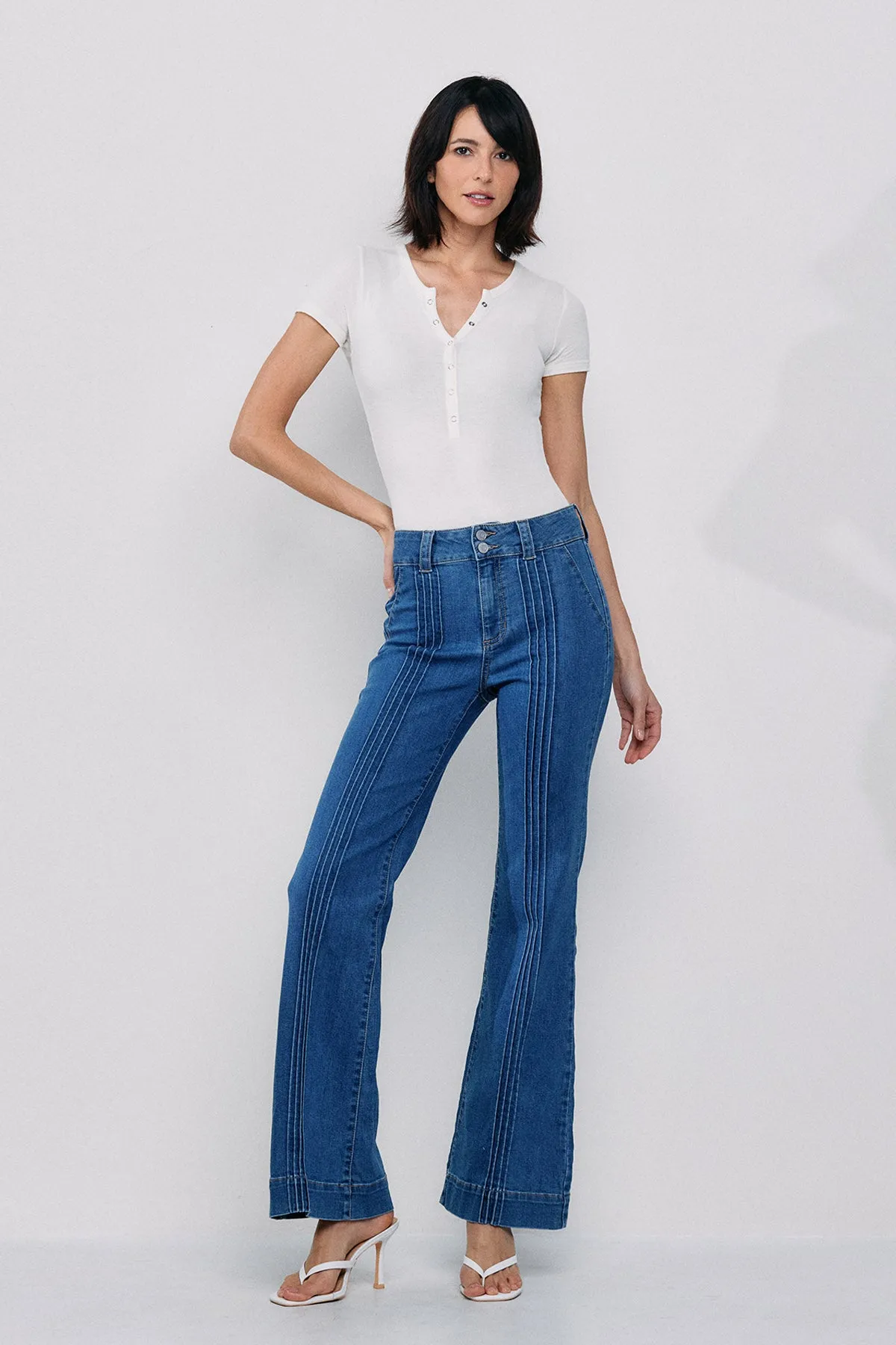 HIGH RISE FLARE STRETCH DENIM IN MEDIUM BLUE   / SP-P12206