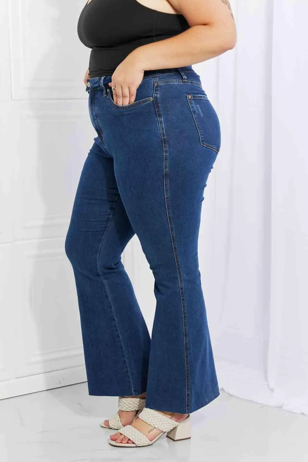 Judy Blue Ava Full Size Cool Jeans Tummy Control Flare