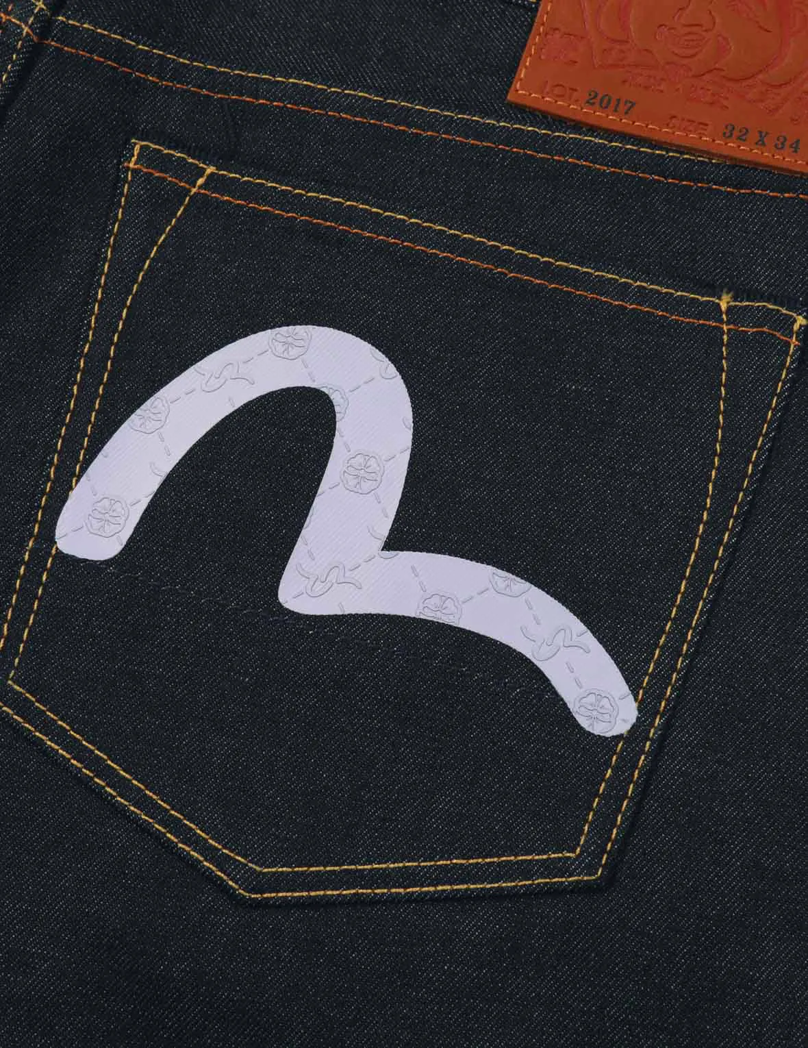 Monogram Embossed Seagull Print Carrot Fit Jeans #2017