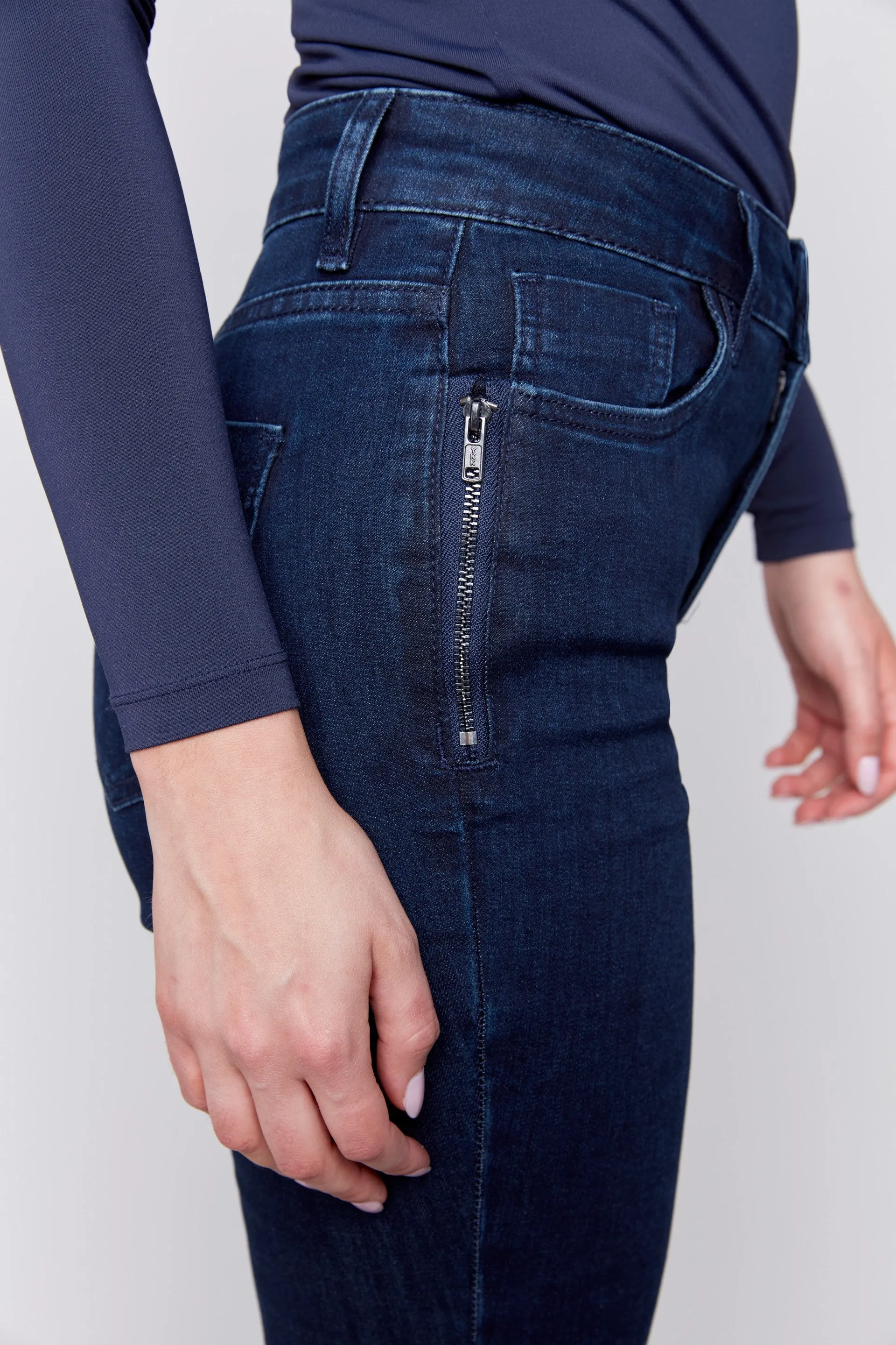 Skinny Jeans with Zipper Pocket Detail - Blue Black