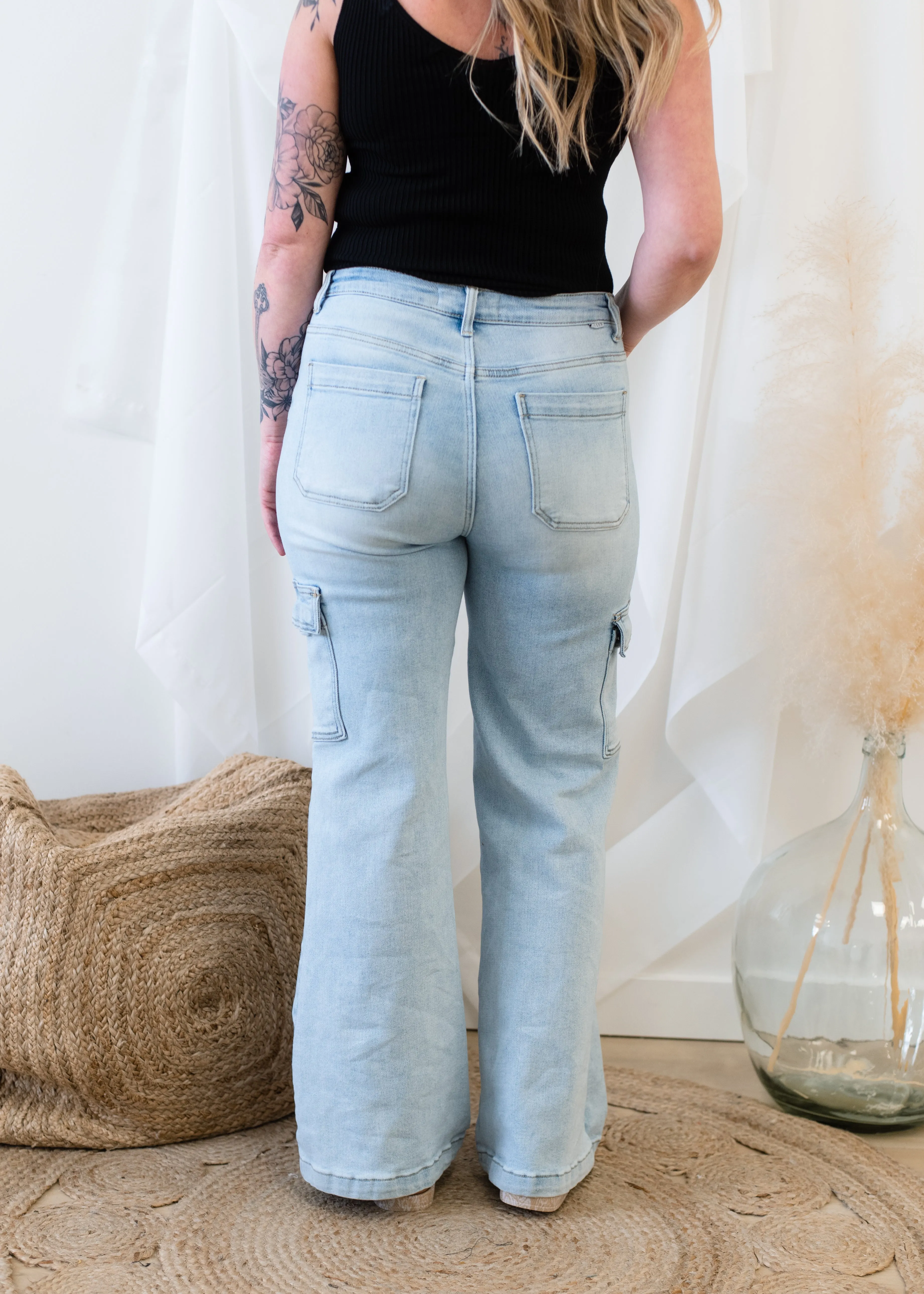 The High Rise Wide Cargo Jeans