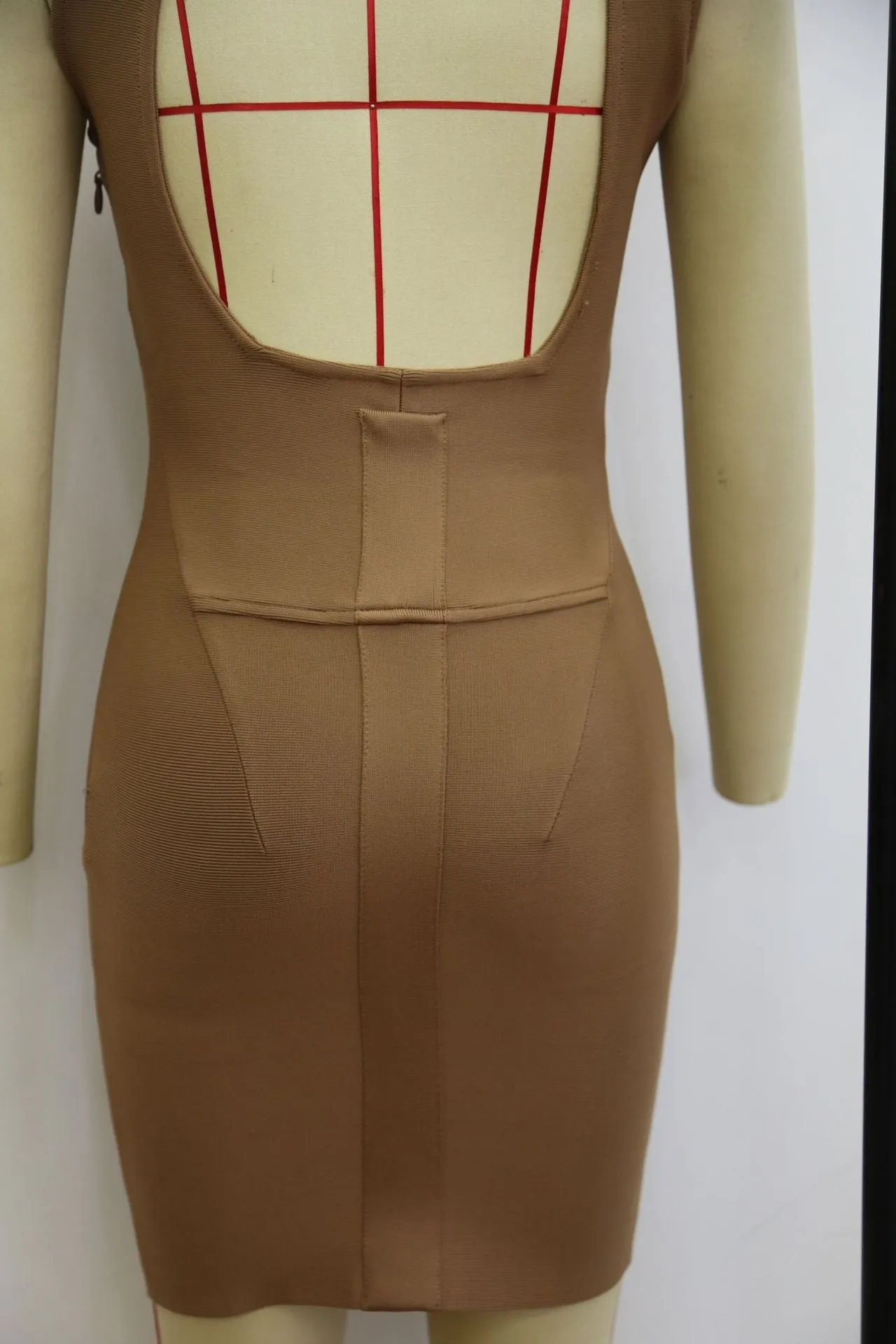 Winnal Backess & V-Neck Khaki Bandage Dress